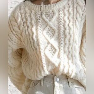 Creamy Cable knit Sweater